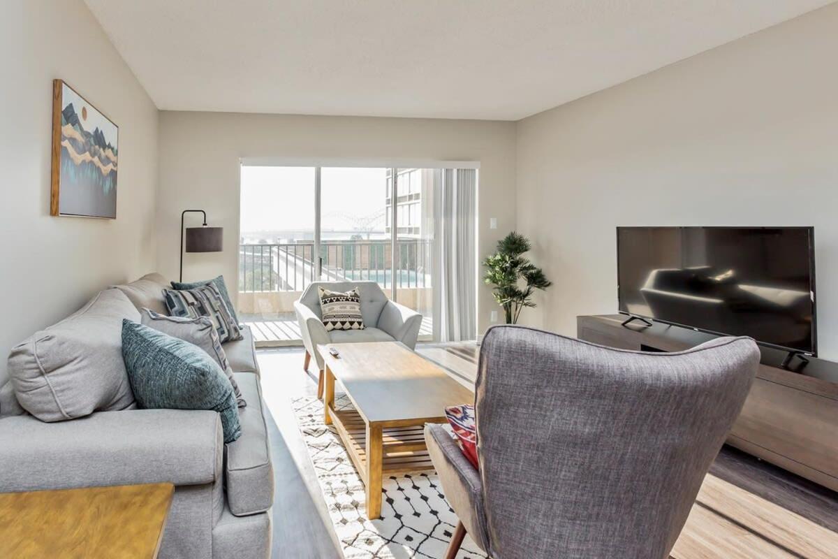 Bargain Memphis Apartment W Hdtv & Wifi Exterior photo